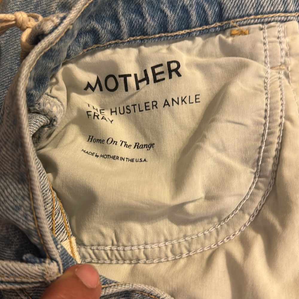 MOTHER
Denim The Hustler Home On The Range Ankle Fray Jean - Picture 13 of 15